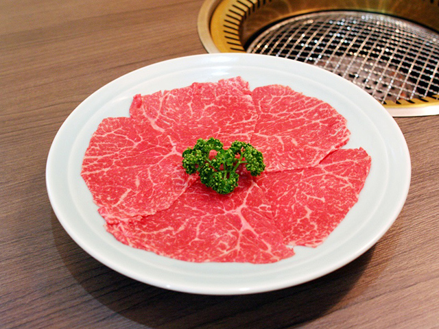 お肉